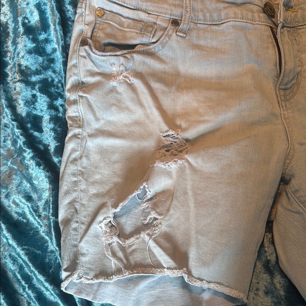 Torrid Light Blue Ripped Jeans - Picture 3 of 5